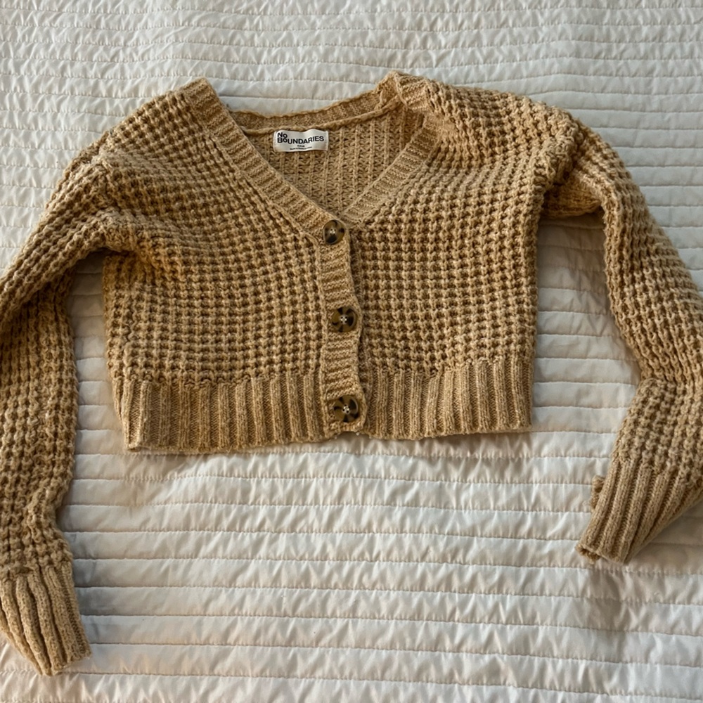 no boundaries sweater